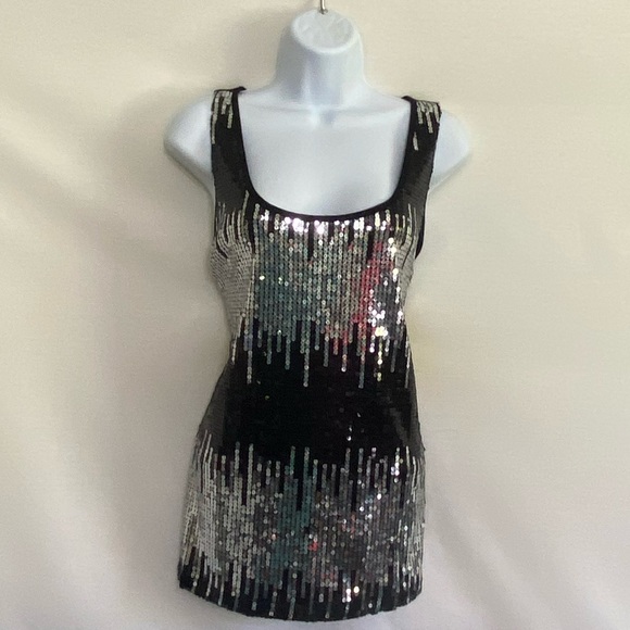 Lia Lee Tops - D-159 Lia Lee PLUS SIZE 2X Black & Silver Sequins Sleeveless Pullover Blouse